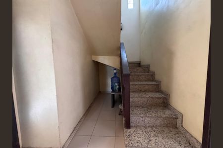 Casa à venda com 178m², 3 quartos e 2 vagas Casa à venda com 178m², 3 quartos e 2 vagasHall de entrada