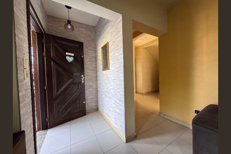 Casa à venda com 178m², 3 quartos e 2 vagas Casa à venda com 178m², 3 quartos e 2 vagasHall de entrada