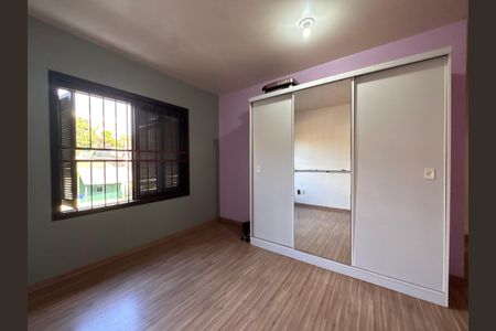 Casa à venda com 178m², 3 quartos e 2 vagas Casa à venda com 178m², 3 quartos e 2 vagasQuarto 2