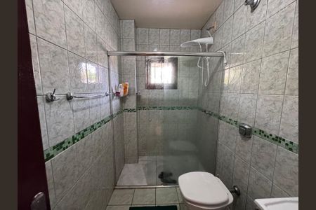 Casa à venda com 178m², 3 quartos e 2 vagas Casa à venda com 178m², 3 quartos e 2 vagasBanheiro Social