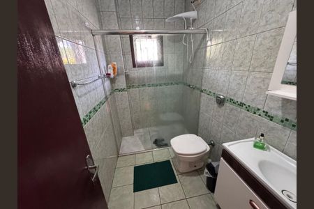 Casa à venda com 178m², 3 quartos e 2 vagas Casa à venda com 178m², 3 quartos e 2 vagasBanheiro Social