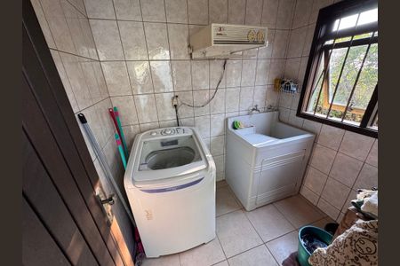 Casa à venda com 178m², 3 quartos e 2 vagas Casa à venda com 178m², 3 quartos e 2 vagasÁrea de Serviço