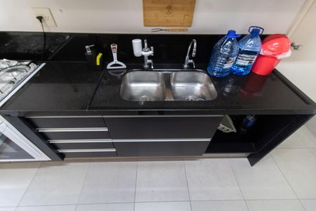 Apartamento à venda com 145m², 2 quartos e 2 vagas Apartamento à venda com 145m², 2 quartos e 2 vagasCozinha