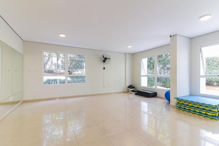 Apartamento à venda com 145m², 4 quartos e 3 vagas Apartamento à venda com 145m², 4 quartos e 3 vagasÁrea comum - Pilates