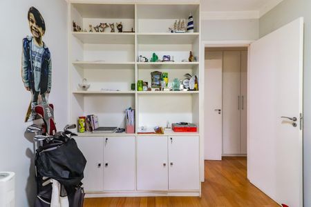 Apartamento à venda com 145m², 4 quartos e 3 vagas Apartamento à venda com 145m², 4 quartos e 3 vagasQuarto