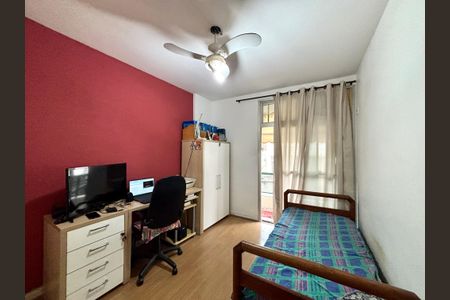 Apartamento à venda com 130m², 3 quartos e 2 vagas Apartamento à venda com 130m², 3 quartos e 2 vagasQuarto 1