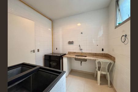 Apartamento à venda com 130m², 3 quartos e 2 vagas Apartamento à venda com 130m², 3 quartos e 2 vagasÁrea comum - salão de festas