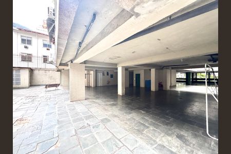 Apartamento à venda com 130m², 3 quartos e 2 vagas Apartamento à venda com 130m², 3 quartos e 2 vagasÁrea comum