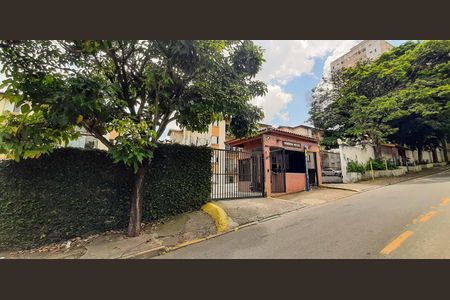 Apartamento para alugar com 52m², 2 quartos e 1 vagaÁrea comum