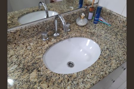 Apartamento à venda com 116m², 3 quartos e 3 vagasBanheiro