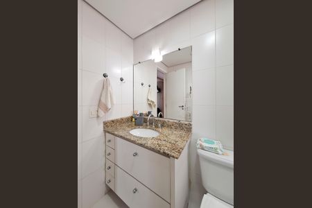 Apartamento à venda com 116m², 3 quartos e 3 vagasBanheiro Quarto 2