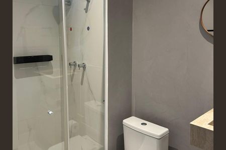 Banheiro de apartamento para alugar com 1 quarto, 37m² em Indianópolis, São Paulo