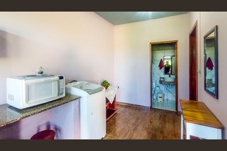 Casa à venda com 40m², 1 quarto e 1 vagaÁrea de Serviço