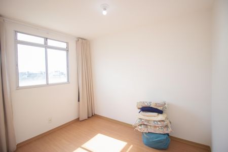 Quarto 1 de apartamento para alugar com 2 quartos, 51m² em Chácara Cotia, Contagem
