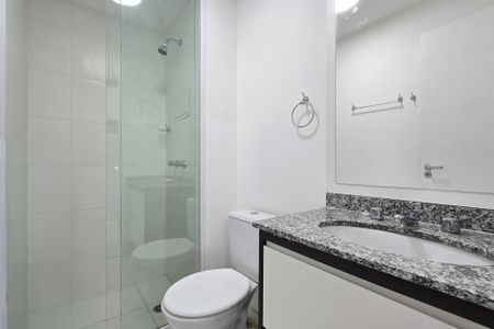 Studio para alugar com 37m², 1 quarto e 1 vaga Studio para alugar com 37m², 1 quarto e 1 vagaBanheiro Social