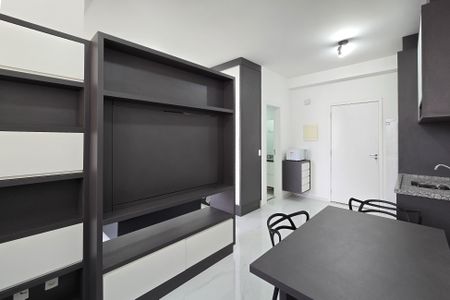 Studio para alugar com 37m², 1 quarto e 1 vaga Studio para alugar com 37m², 1 quarto e 1 vagaSala