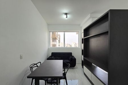 Studio para alugar com 37m², 1 quarto e 1 vaga Studio para alugar com 37m², 1 quarto e 1 vagaSala