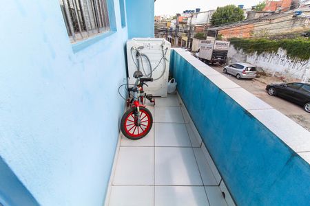 Sacada da Sala de casa para alugar com 2 quartos, 100m² em Vila Campanela, São Paulo