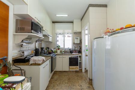 Apartamento à venda com 161m², 3 quartos e 3 vagasCozinha