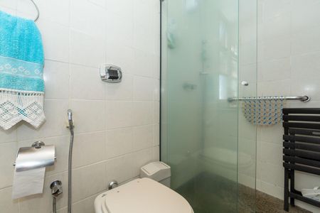 Apartamento à venda com 161m², 3 quartos e 3 vagasBanheiro 2