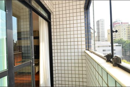 Varanda da Sala de apartamento para alugar com 1 quarto, 45m² em Carmo, Belo Horizonte