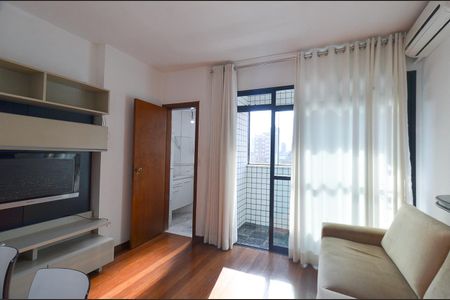 Sala Ambientes de apartamento para alugar com 1 quarto, 45m² em Carmo, Belo Horizonte