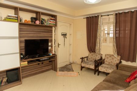 Sala de casa para alugar com 3 quartos, 120m² em Vila das Belezas, São Paulo