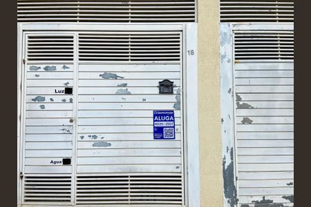 Casa para alugar com 120m², 3 quartos e 2 vagas Casa para alugar com 120m², 3 quartos e 2 vagasFachada