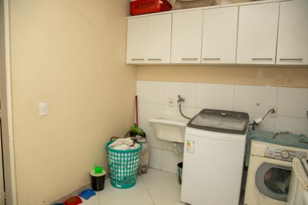 Casa para alugar com 120m², 3 quartos e 2 vagas Casa para alugar com 120m², 3 quartos e 2 vagasÁrea de Serviço