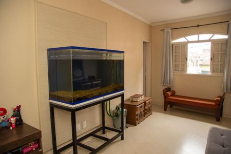 Casa para alugar com 120m², 3 quartos e 2 vagas Casa para alugar com 120m², 3 quartos e 2 vagasSuíte