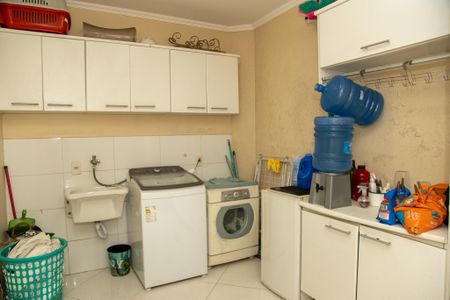 Casa para alugar com 120m², 3 quartos e 2 vagas Casa para alugar com 120m², 3 quartos e 2 vagasÁrea de Serviço