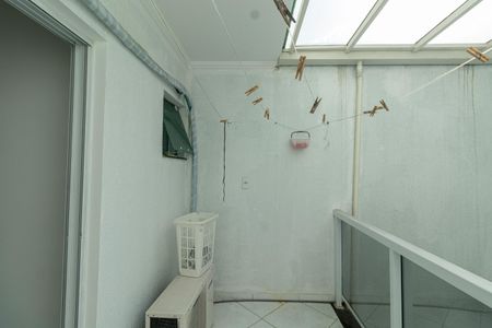 Casa à venda com 150m², 2 quartos e 4 vagas Casa à venda com 150m², 2 quartos e 4 vagasVaranda Suíte 1