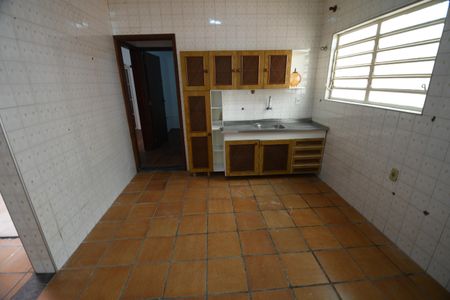 Casa à venda com 157m², 4 quartos e 2 vagasCozinha