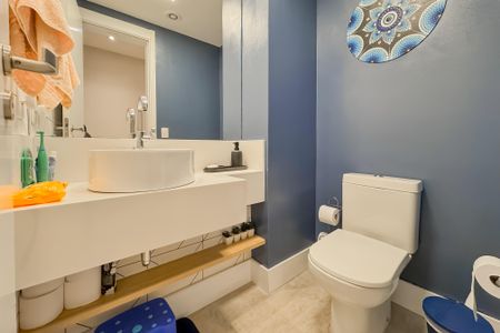 Apartamento à venda com 106m², 3 quartos e 2 vagas Apartamento à venda com 106m², 3 quartos e 2 vagasLavabo