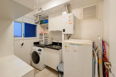 Apartamento à venda com 106m², 3 quartos e 2 vagas Apartamento à venda com 106m², 3 quartos e 2 vagasÁrea de Serviço