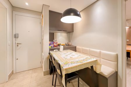 Apartamento à venda com 106m², 3 quartos e 2 vagas Apartamento à venda com 106m², 3 quartos e 2 vagasCozinha