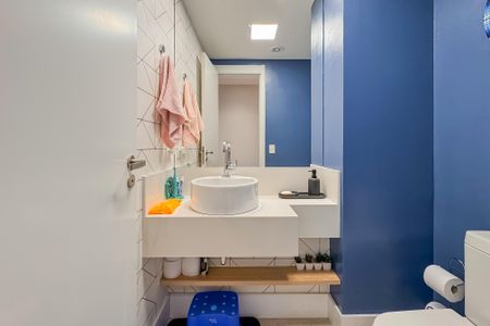 Apartamento à venda com 106m², 3 quartos e 2 vagas Apartamento à venda com 106m², 3 quartos e 2 vagasLavabo