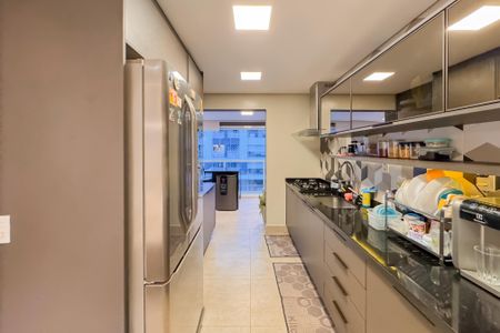 Apartamento à venda com 106m², 3 quartos e 2 vagas Apartamento à venda com 106m², 3 quartos e 2 vagasCozinha