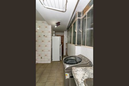 Apartamento para alugar com 112m², 3 quartos e 1 vagaÁrea de Serviço