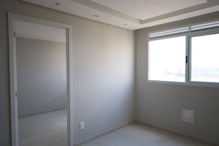 Sala de apartamento para alugar com 2 quartos, 33m² em Veleiros, São Paulo