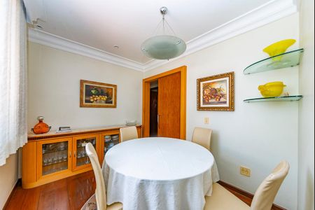 Apartamento à venda com 149m², 4 quartos e 3 vagas Apartamento à venda com 149m², 4 quartos e 3 vagasSala 2