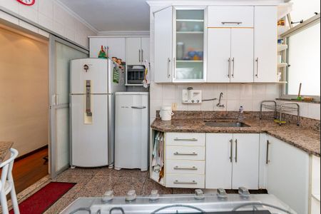 Apartamento à venda com 149m², 4 quartos e 3 vagas Apartamento à venda com 149m², 4 quartos e 3 vagasCozinha