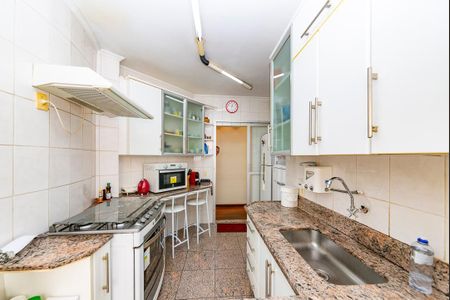 Apartamento à venda com 149m², 4 quartos e 3 vagas Apartamento à venda com 149m², 4 quartos e 3 vagasCozinha