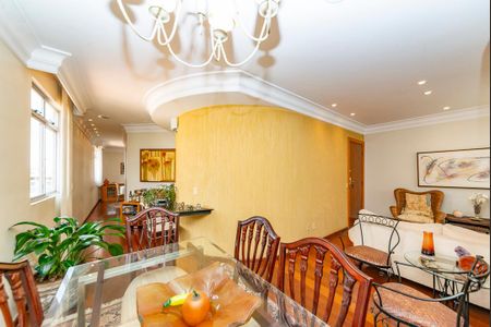 Apartamento à venda com 149m², 4 quartos e 3 vagas Apartamento à venda com 149m², 4 quartos e 3 vagasSala 1