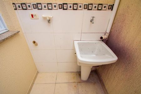 Apartamento para alugar com 80m², 3 quartos e 1 vagaÁrea de serviço