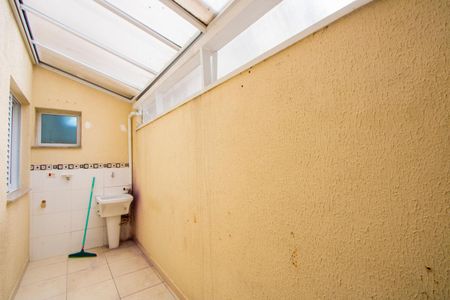 Apartamento para alugar com 80m², 3 quartos e 1 vagaÁrea de serviço
