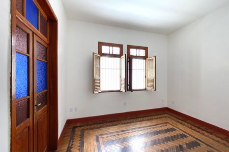 Casa à venda com 300m², 5 quartos e 3 vagasQuarto 1