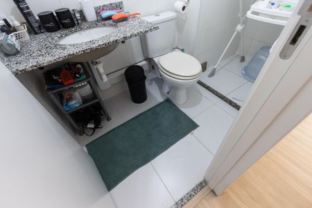 Apartamento à venda com 50m², 2 quartos e 1 vaga Apartamento à venda com 50m², 2 quartos e 1 vagaBanheiro