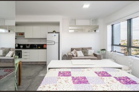 Quarto  de kitnet/studio à venda com 1 quarto, 38m² em chacara das pedras, Porto Alegre