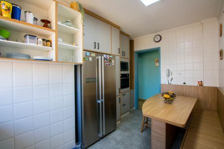 Apartamento à venda com 93m², 3 quartos e 2 vagasCozinha